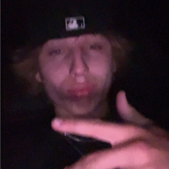 Meet your Posher, Daniel - Picture 1 of 1